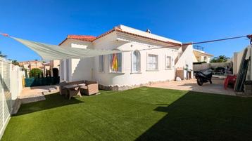 Vrijstaande villa te koop in Lo Crispin, Alicante beschikbaar voor biedingen