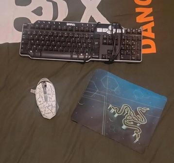 Clavier + souris + tapis 