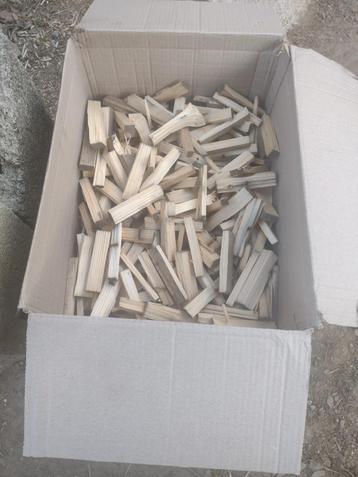 Bois de chauffage de pieds de palette fendu, Moins de 3 m³, Enlèvement, Autres essences de bois, Troncs d'arbres