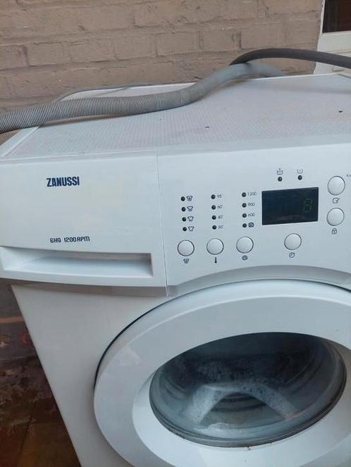 Zanussi wasmachine, Elektronische apparatuur, Wasmachines, Gebruikt, Voorlader, 6 tot 8 kg, 85 tot 90 cm, 1200 tot 1600 toeren