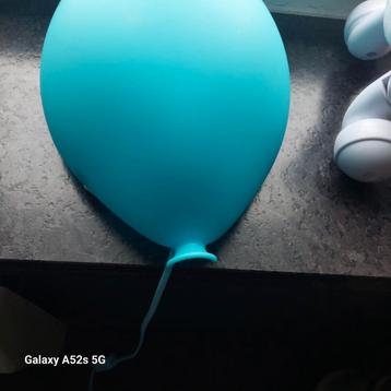 ballon suspendu ikea, Enlèvement, Comme neuf