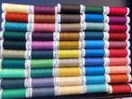 Partij van 50 klossen naaigaren merk Gutermann., Hobby en Vrije tijd, Naaien en Fournituren, Verzenden, Nieuw, Garen of Naald(en)
