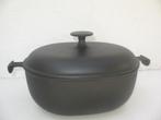 Le Creuset vintage Enzo Mari xl kookpot nr 29, Huis en Inrichting, Ophalen of Verzenden, Nieuw, Gietijzer, Koekenpan of Braadpan