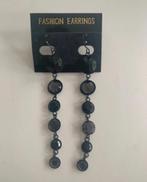 Nieuwe oorringen, Fashion Earrings, Handtassen en Accessoires, Oorbellen, Ophalen of Verzenden, Nieuw, Zwart, Hangers