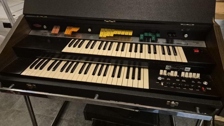 Orgue vintage italien CRB Diamond 801 avec pédalier complet, Muziek en Instrumenten, Orgels, Gebruikt, Orgel, 2 klavieren, Ophalen