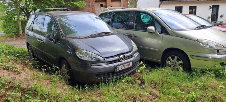 2x Peugeot's 807, Autos, Peugeot, Particulier, Diesel, 5 portes, Boîte manuelle, Gris, Tissu, Enlèvement