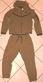 Nike Tech Trainingspak maat 147-152, Ophalen