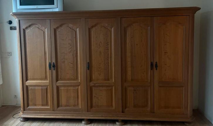 Massief eiken kleerkast-gezandstraald, Antiek en Kunst, Antiek | Meubels | Stoelen en Sofa's, Ophalen