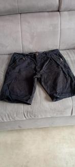 3 shorts homme. Voir photos., Vêtements | Hommes, Pantalons, Porté, Enlèvement ou Envoi