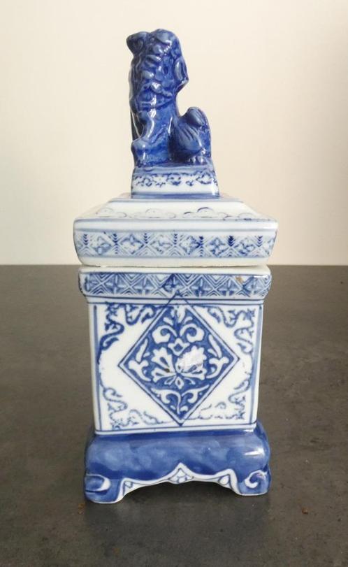 Chinese theebus/container vierkant [1650], Antiek en Kunst, Antiek | Porselein, Ophalen of Verzenden