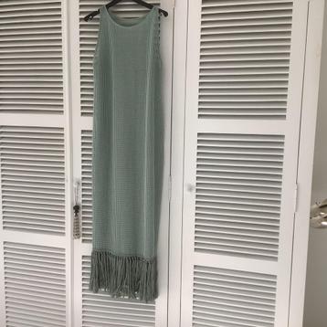 KLEEDJE beschikbaar voor biedingen