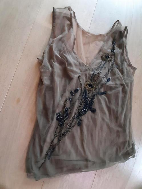 NIEUW. Schitterend Essentiel trendkleur bruin mocha mousse, Kleding | Dames, Topjes, Nieuw, Maat 38/40 (M), Bruin, Ophalen of Verzenden