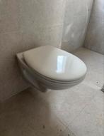 Hang toilet 2 x nieuw, Doe-het-zelf en Bouw, Sanitair, Ophalen, Toilet