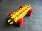 Lego Duplo Car Base 2x6 with Fake Bolts (zie foto's) 10, Duplo, Briques en vrac, Utilisé, Enlèvement ou Envoi