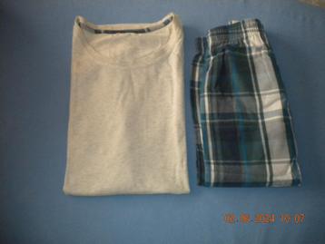 Zomer pyjama (XL) beschikbaar voor biedingen