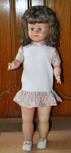 Vintage pop, jaren '70,  70 cm, Verzamelen, Poppen, Ophalen of Verzenden, Zo goed als nieuw, Pop
