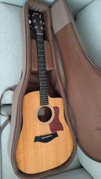 Guitare Taylor 210ce-K ( Folk), Musique & Instruments, Enlèvement, Comme neuf, Guitare Western ou Guitare Folk, Avec valise