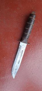 Poignard US, Enlèvement