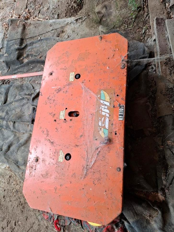 Sipi  RF 110 cyclomaaier, Zakelijke goederen, Landbouw | Onderdelen | Banden, Velgen en Assen, Ophalen