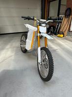 E-enduro speciaalzaak, Motos