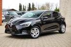 Renault Clio AUTOMAAT*ZETELVERWARMING*NAVIGATIE*LINE-ASSIST*, Auto's, Stof, 67 kW, Zwart, 5 deurs