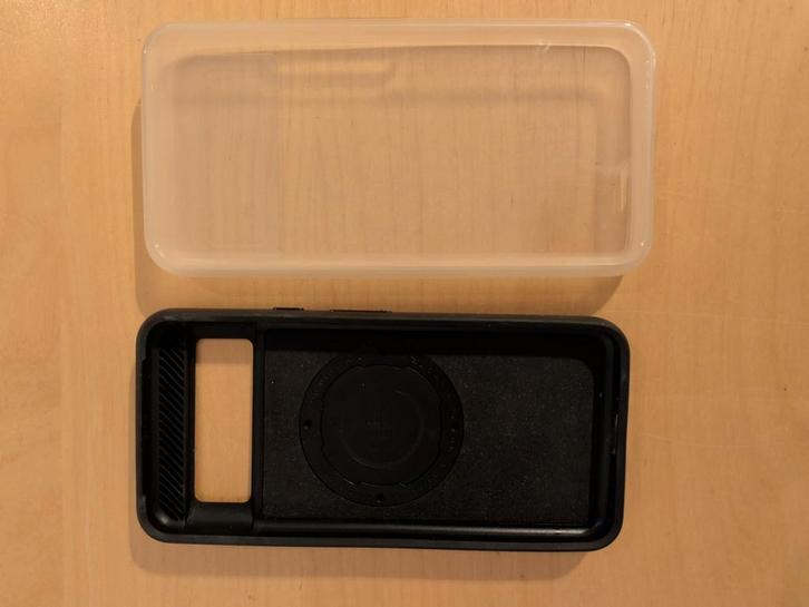 Quad lock voor Google Pixel 8 + poncho, Telecommunicatie, Mobiele telefoons | Hoesjes en Screenprotectors | Overige merken, Zo goed als nieuw