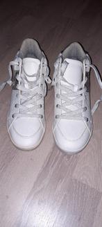 Nieuwe schoenen 2-bizzy maat 40, Wit, Nieuw, Ophalen of Verzenden, Sneakers