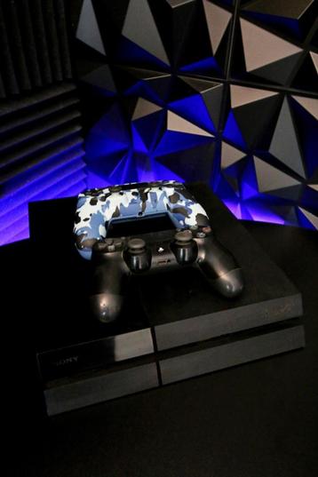 PS4 met 2 controllers beschikbaar voor biedingen