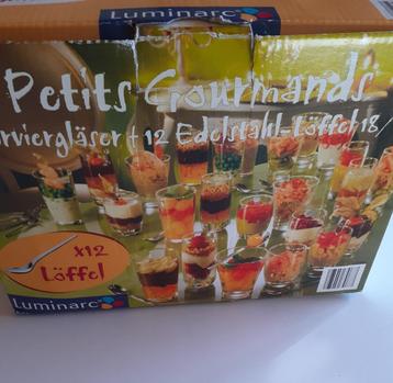 Dessertglaasjes beschikbaar voor biedingen