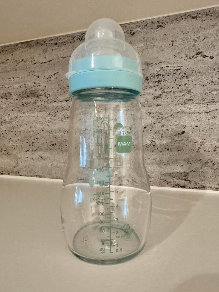 MAM Feel Good glazen zuigfles, Kinderen en Baby's, Babyvoeding en Toebehoren, Zo goed als nieuw, Ophalen