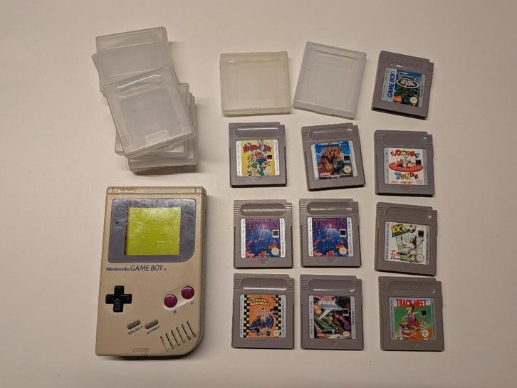 Nintendo game boy (defect) met 10 games, Games en Spelcomputers, Games | Nintendo Game Boy, Niet werkend, Ophalen of Verzenden
