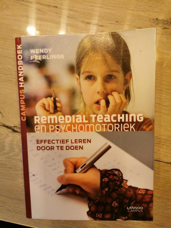 Wendy Peerlings - Remedial teaching en psychomotoriek, Boeken, Wetenschap, Zo goed als nieuw, Ophalen of Verzenden
