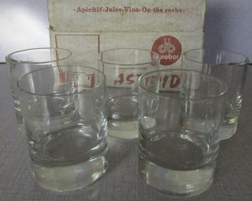 5 NOUVEAUX verres pour apéritif jus de fruits liqueur vin disponible aux enchères