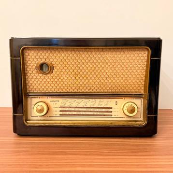 VINTAGE ITALIAANSE BUIZENRADIO MAGNADYNE A31 BAKELIET RADIO beschikbaar voor biedingen