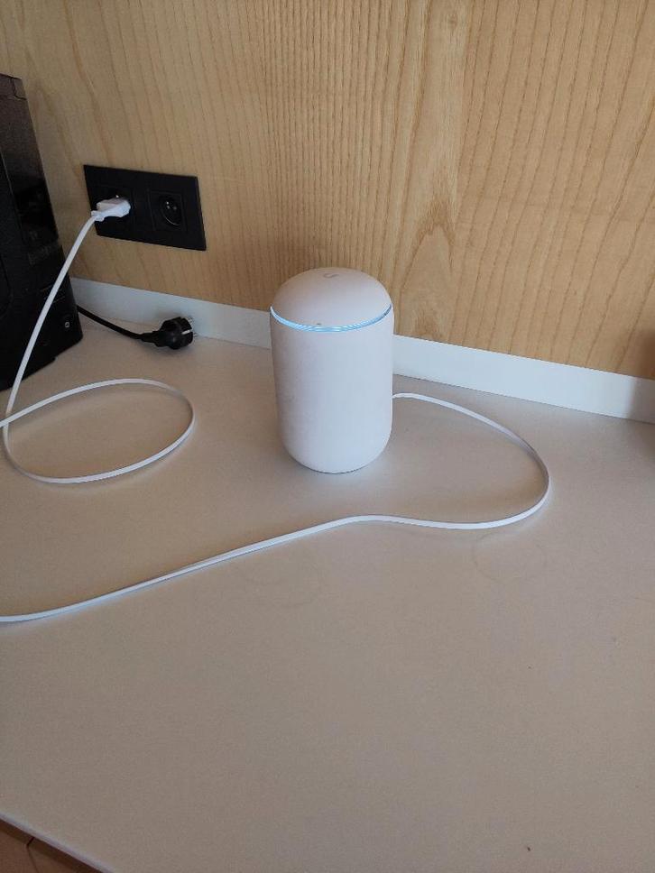 unify dream machine UDM, Computers en Software, Routers en Modems, Gebruikt, Router met modem, Ophalen of Verzenden