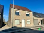 Instapklare woning met 3 slaapkamers te Koekelare, De Mokker, 500 tot 1000 m², 3 kamers, Tussenwoning, Provincie West-Vlaanderen