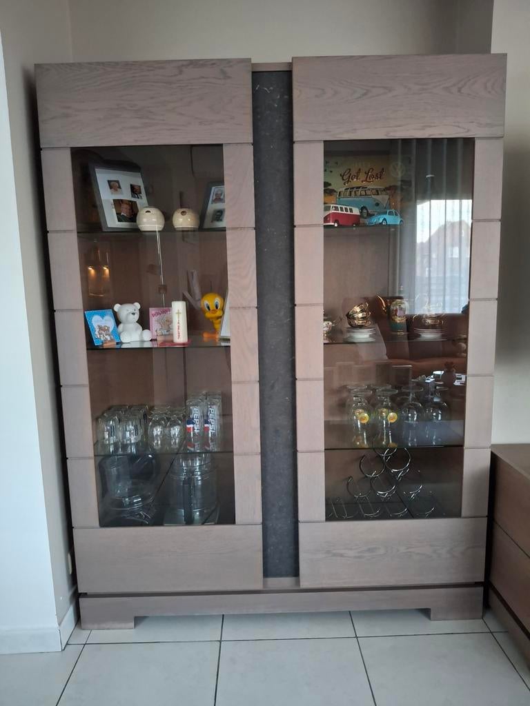 Meubels in massief grijze eik met natuursteen, Ophalen