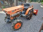 KUBOTA B7001 4X4-TRACTOR MET ACCESSOIRES, Zakelijke goederen, Landbouw | Tractoren, Ophalen, Gebruikt, Overige merken