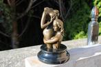 2 morceaux de femme nue en bronze signé , NICK, Enlèvement ou Envoi, Bronze