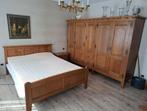 Gratis af te halen , Eiken kleerkast en bedframe, Ophalen
