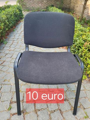 Spullen STUDENTENKOT of starter beschikbaar voor biedingen