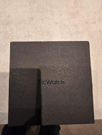 Ticwatch Pro 3. beschikbaar voor biedingen