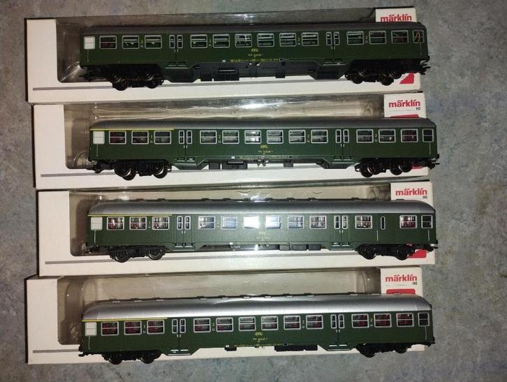 Lot H0 Marklin DC 4 Voitures CFL Wegmannn + Eclairage, Hobby en Vrije tijd, Modeltreinen | H0, Zo goed als nieuw, Wagon, Gelijkstroom