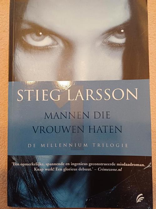 Stieg Larsson - Mannen die vrouwen haten, Boeken, Thrillers, Zo goed als nieuw, Ophalen of Verzenden