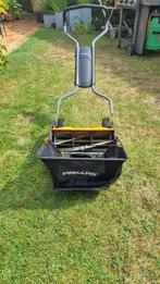 Fiskars grasmachine, Gebruikt, Handgrasmaaier, Opvangzak, Fiskars