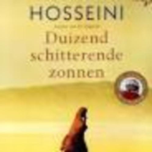 Duizend schitterende zonnen Khaled Hosseini 396 blz, Boeken, Romans, Zo goed als nieuw, Ophalen of Verzenden