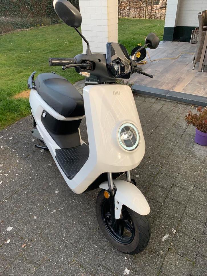 Zeer goede staat niu sport m1+ 45km/uur, Vélos & Vélomoteurs, Scooters | Marques Autre, Enlèvement