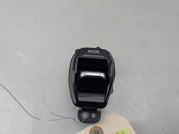 SCHAKELAAR Iveco New Daily VI (|5803087887|), Auto-onderdelen, Dashboard en Schakelaars, Overige automerken, Gebruikt