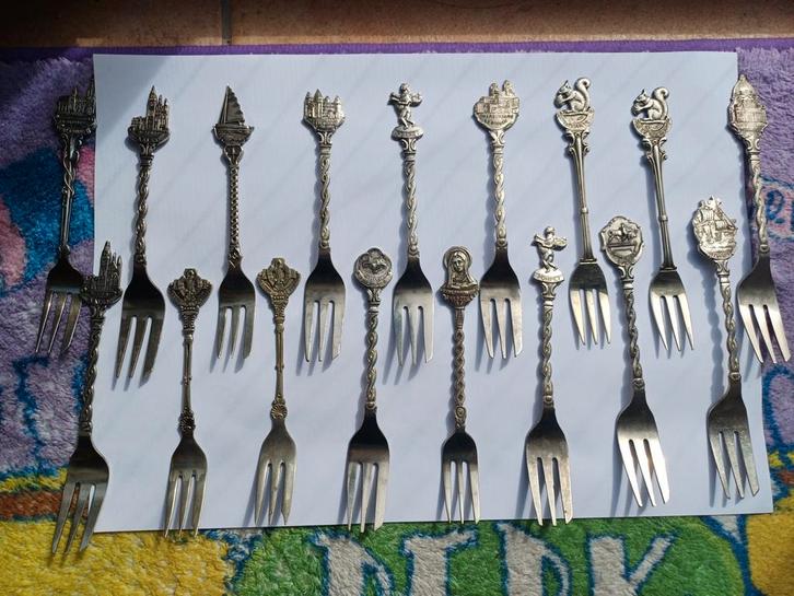 Kleine souvenirvorkjes, Antiek en Kunst, Antiek | Bestek, Ophalen of Verzenden