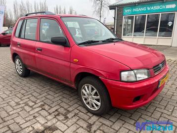 MAZDA DEMIO ROOD SU rechts voorscherm zijscherm 1996-2003 beschikbaar voor biedingen